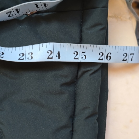 NWT Calvin Klein Infinite Stretch  spruce green puffer jacket size medium - Picture 10 of 16